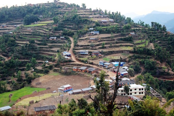 पर्यटकीय क्षेत्र अर्नाकोट पुग्ने सडक १६ वर्षपछि स्तरोन्नति हुँदै